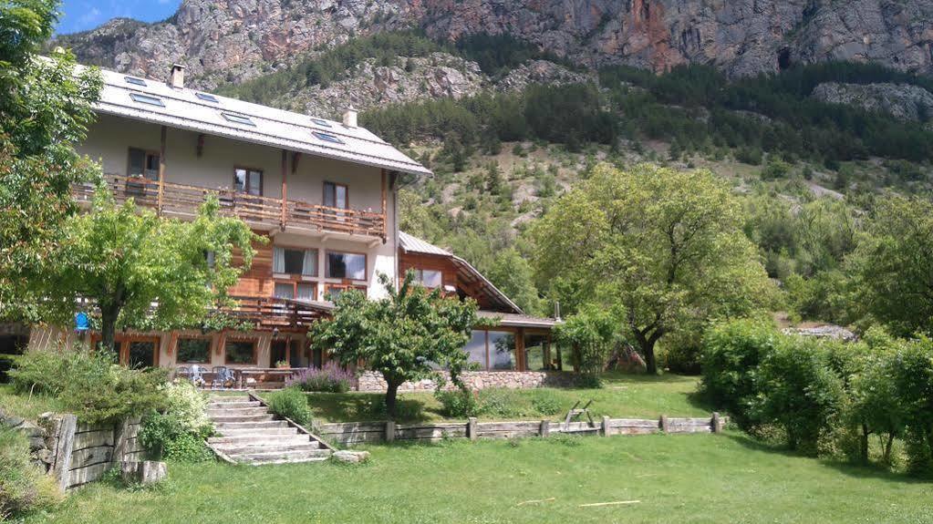 Restaurant Les 5 Saisons Hotel 2*